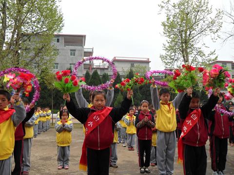 井岡山老區(qū)捐資助學(xué)儀式現(xiàn)場