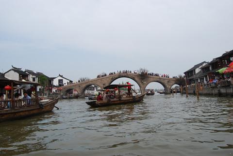 上海滬工閥門(mén)廠古鎮(zhèn)朱家角戶(hù)外旅游(圖5)