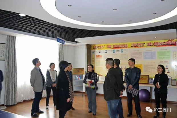 嘉定區(qū)政協(xié)委員華亭鎮(zhèn)活動(dòng)小組在上海滬工閥門廠開展調(diào)研活動(dòng)(圖3)