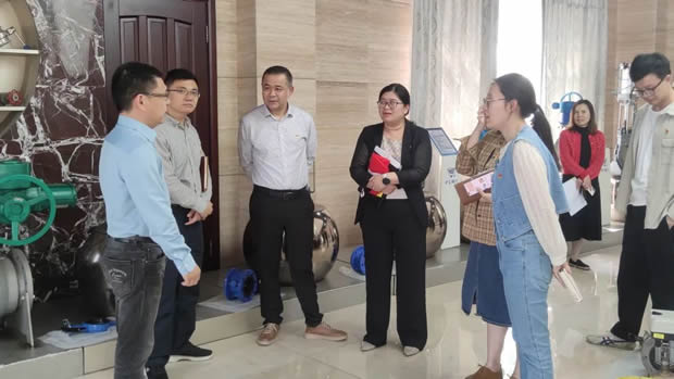 ζ^(q)(w)I(y)öʮ(w)yTh֧_չ(lin)W(xu)(dng)D2