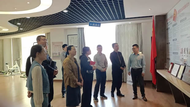 ζ^(q)(w)I(y)öʮ(w)yTh֧_չ(lin)W(xu)(dng)D3